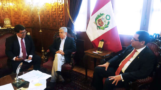 César Villanueva se reúne con presidente del Congreso