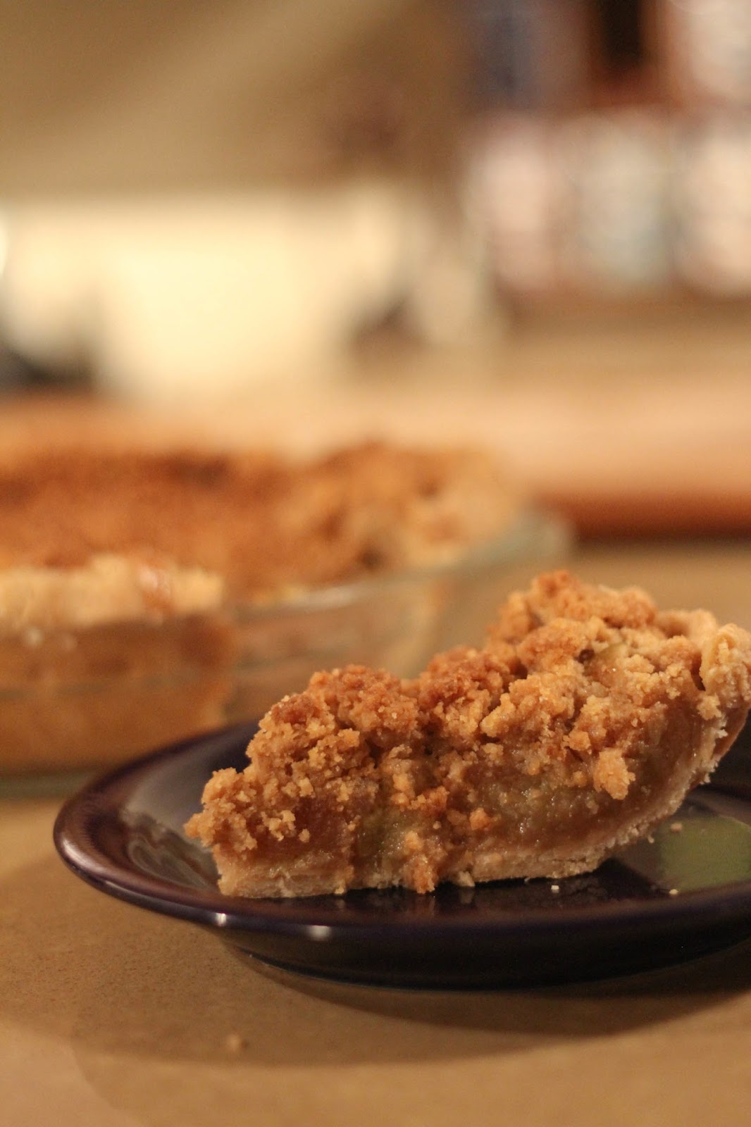 Sweet-E: Vegan Apple Pie with Crumb Topping