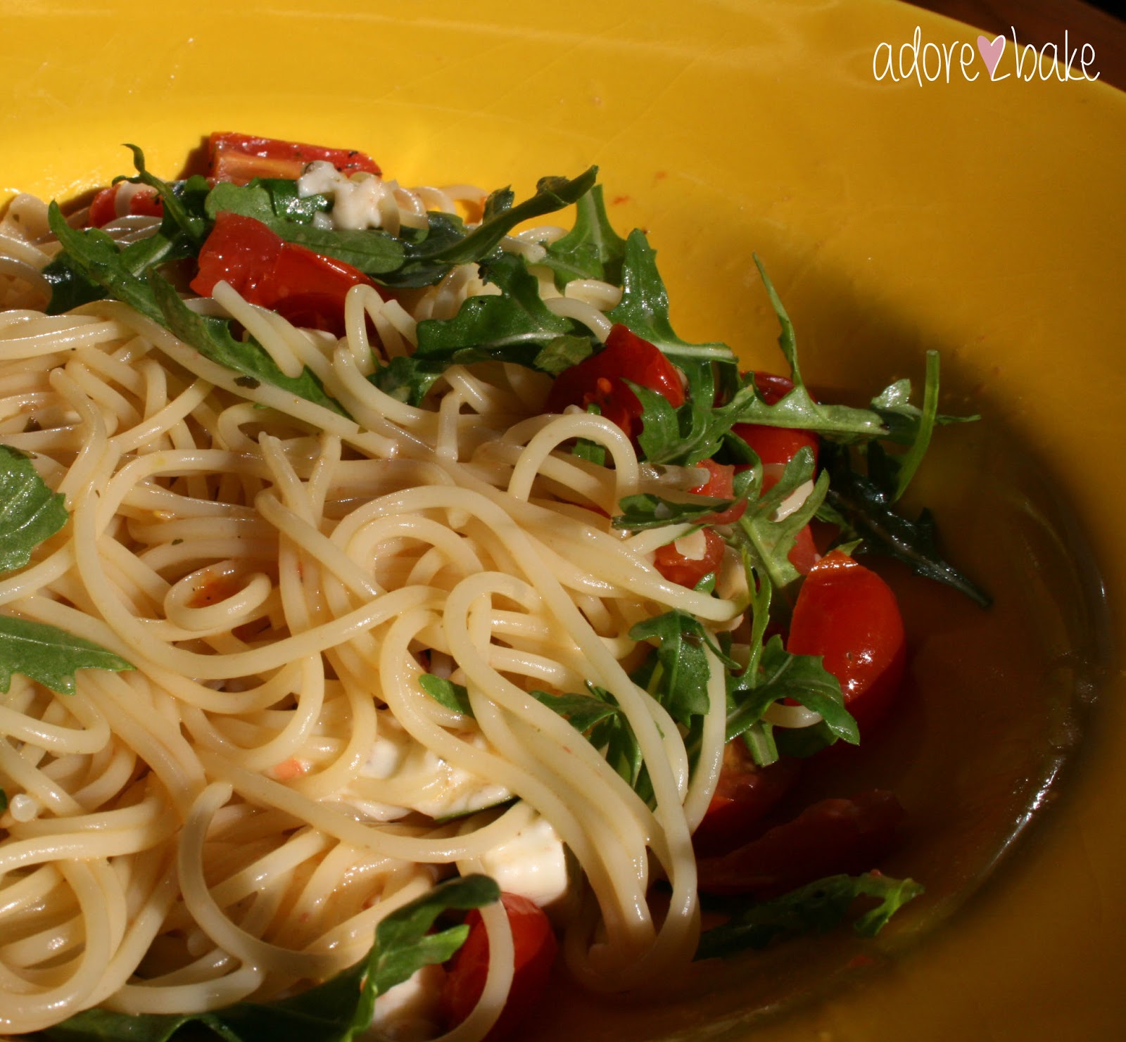 adore2bake: Spaghetti mit Tomate-Mozzarella-Rucola