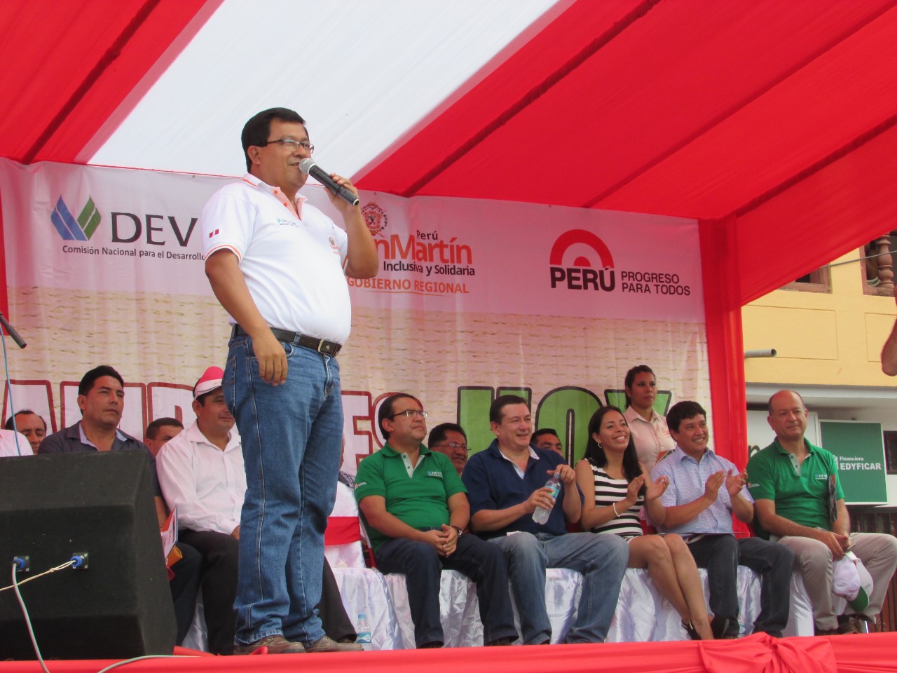 Goresam entrega 2 mil 581 títulos rurales en la provincia de Mariscal Cáceres