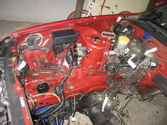 Nissan Skyline GTR Engine bay fuse box