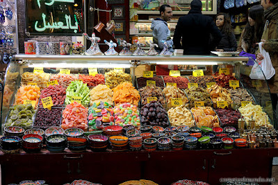El Bazar de las especias en Estambul, Turquía