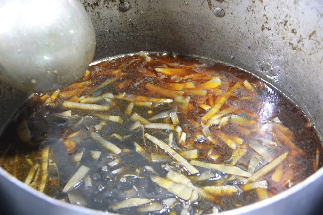 Bún cua thối Gia Lai - Ai lỡ ăn dễ ghiền