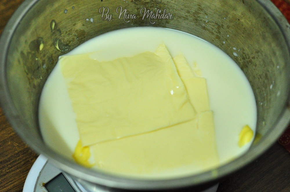 Nina Mahdar Slice Cheddar Cotton Cheesecake