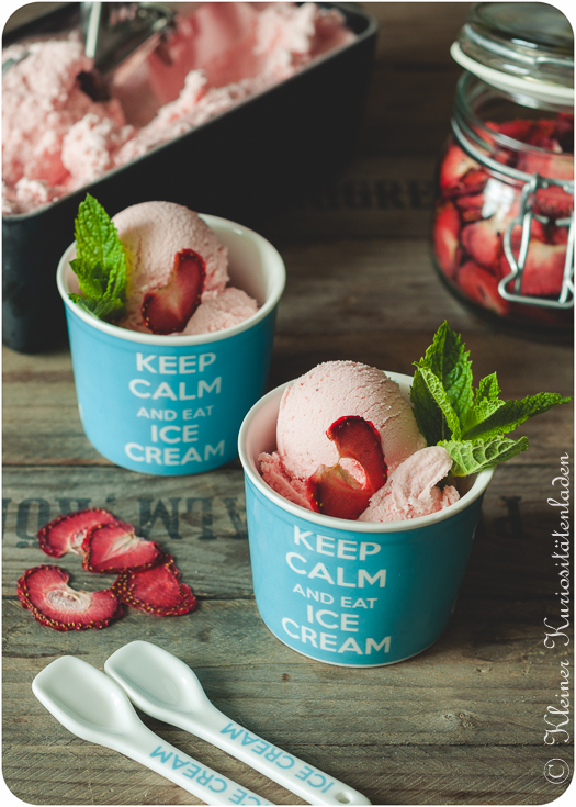 Strawberry Frozen Yogurt 