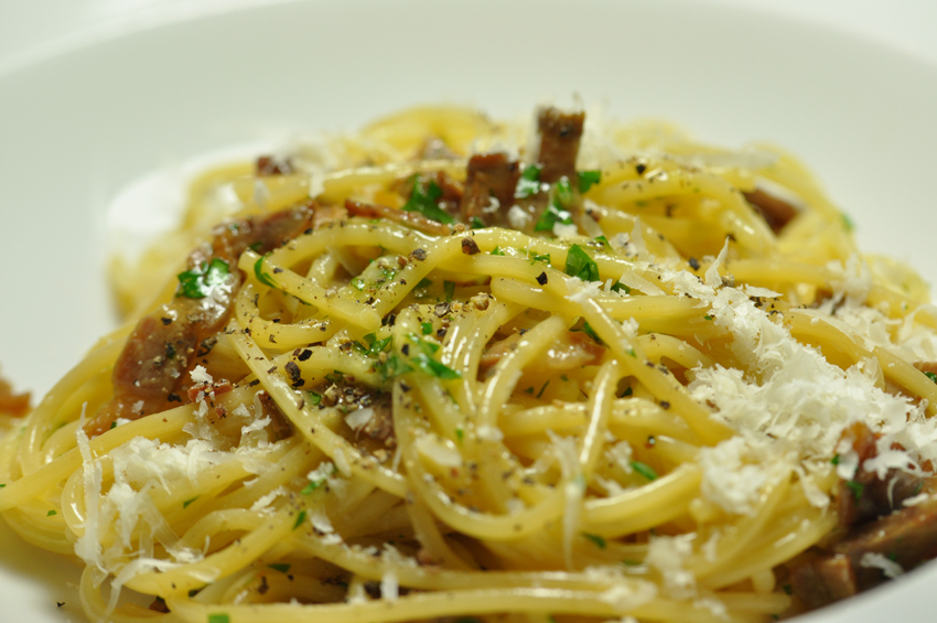 Die Küchenschabe PASTA E BASTA!