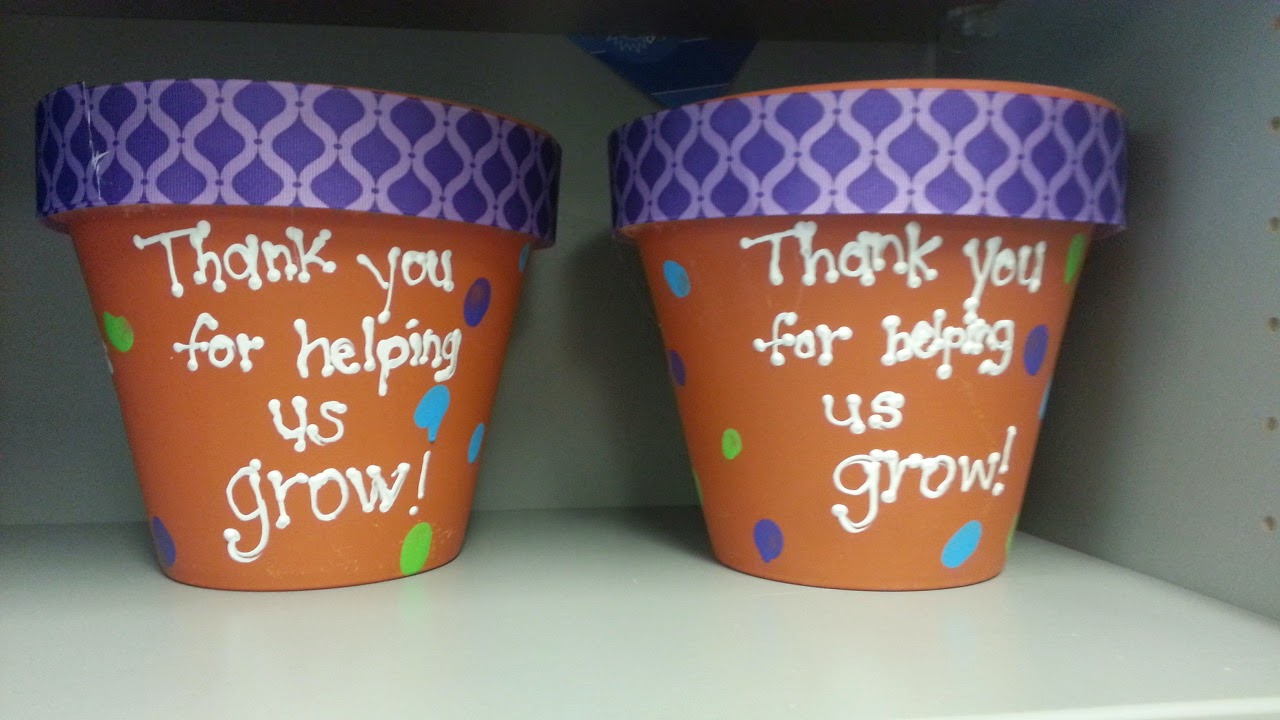 End of the year gifts for students- inexpensive ways to gift give at the end of the year