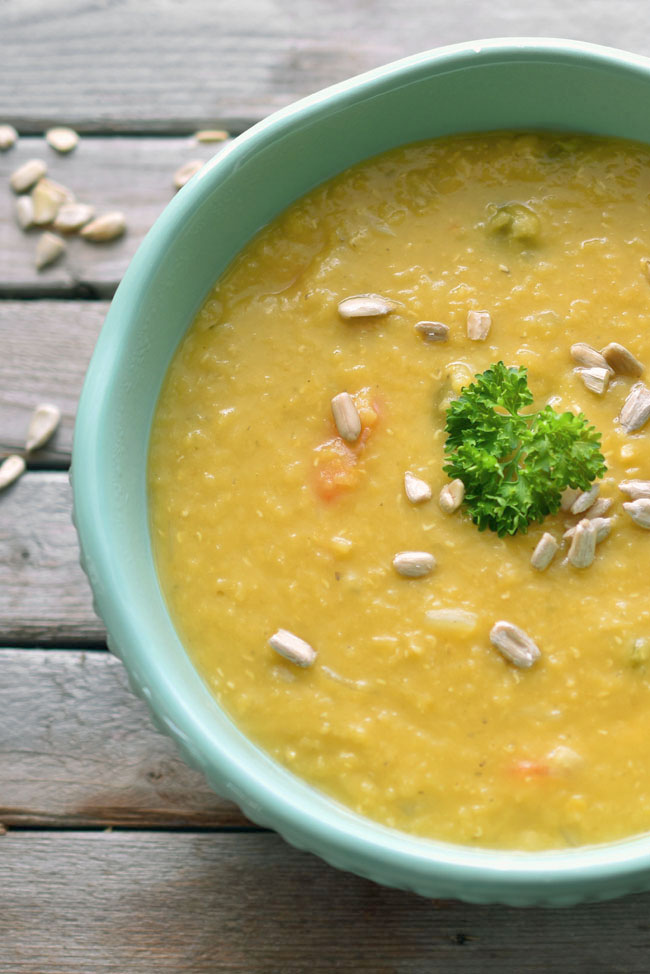 Woman in Real Life Red Lentil and Vegetable Soup (vegan, glutenfree)