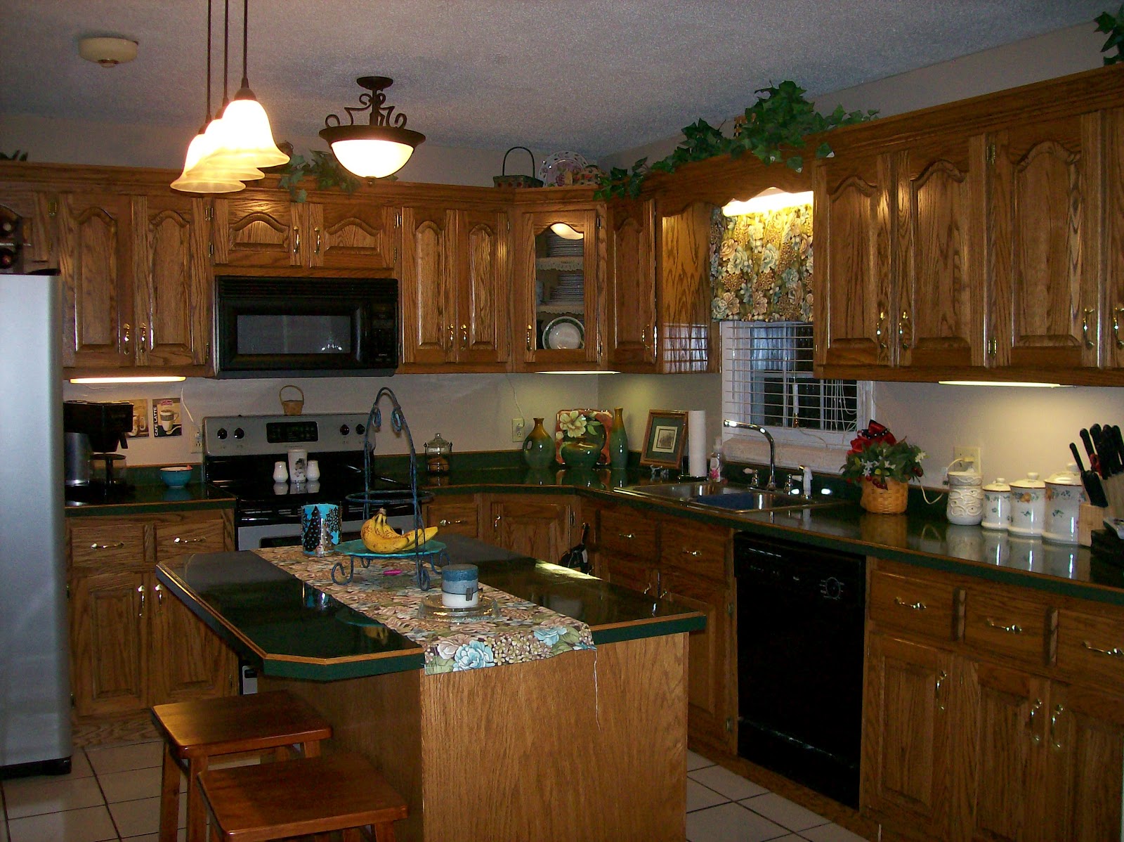 Highland Home Memories: Dining Room Share
