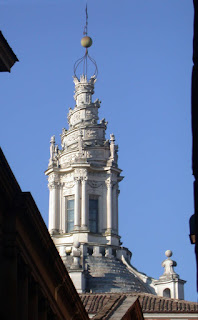 Lanterna di S.Ivo alla Sapienza Lanterna di S.Ivo alla Sapienza