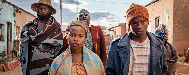five fingers for marseilles review