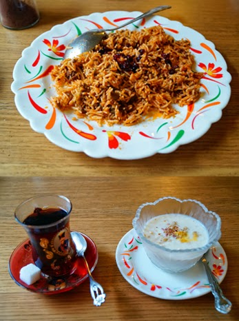 Upper: Spaicy Loobiya Polo, Lower: Dessert、Chai
