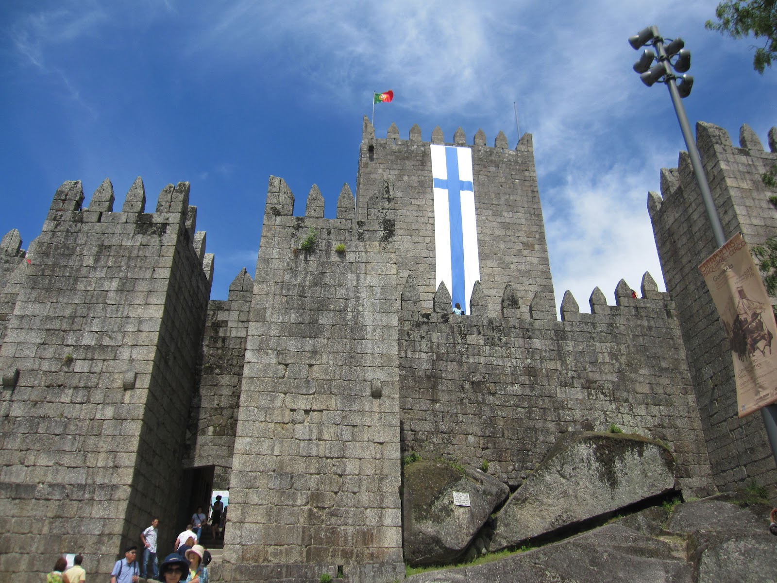 ガラスに魅せられて ～ charan's blog 北スペイン・ポルトガル旅行記（7）ギマランイス Guimaraes