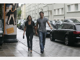 Sports Accessin: Mario Gomez With Girlfriend