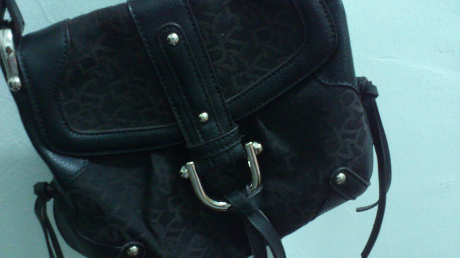 ..Something Ori from Me.. ..PreLoved DKNY sling bag..