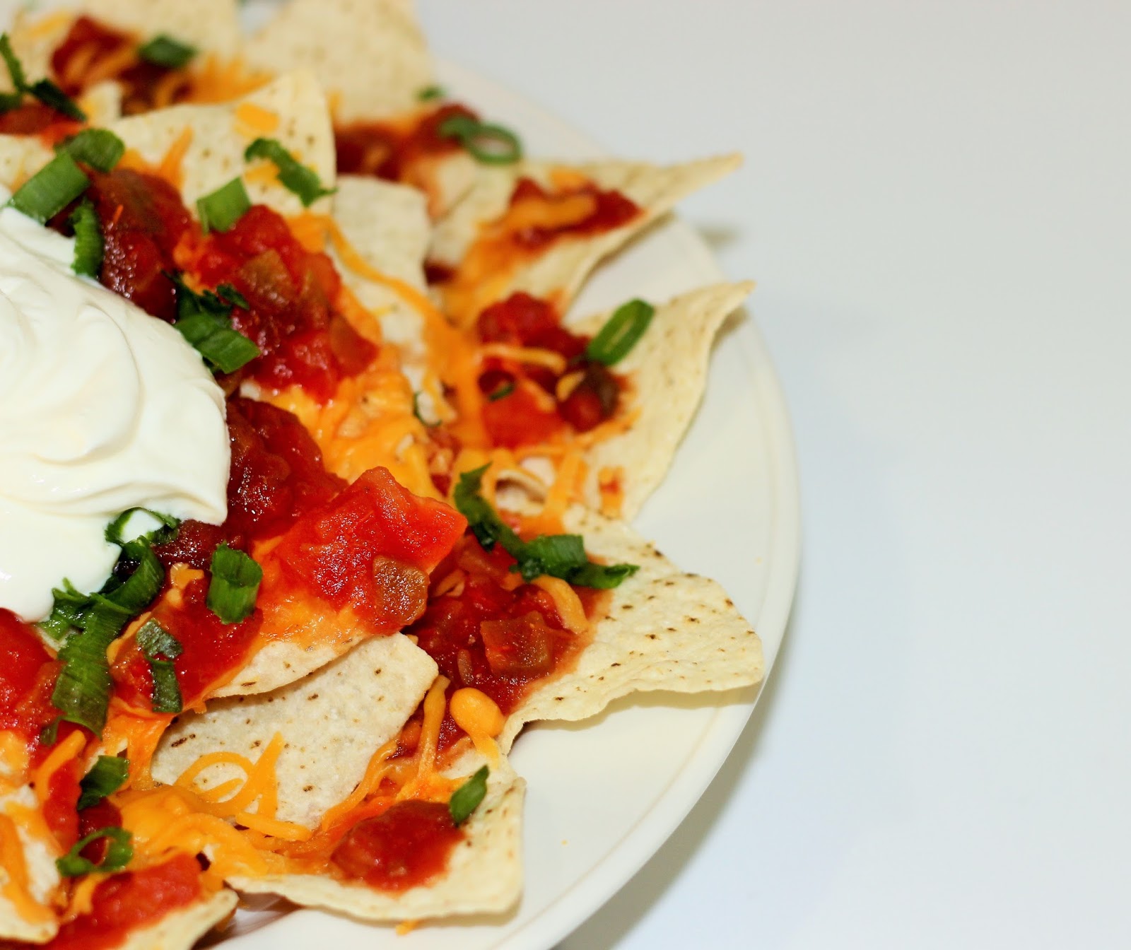 My Delicious Homemade Nachos Recipe With Layer-By-Layer Technique