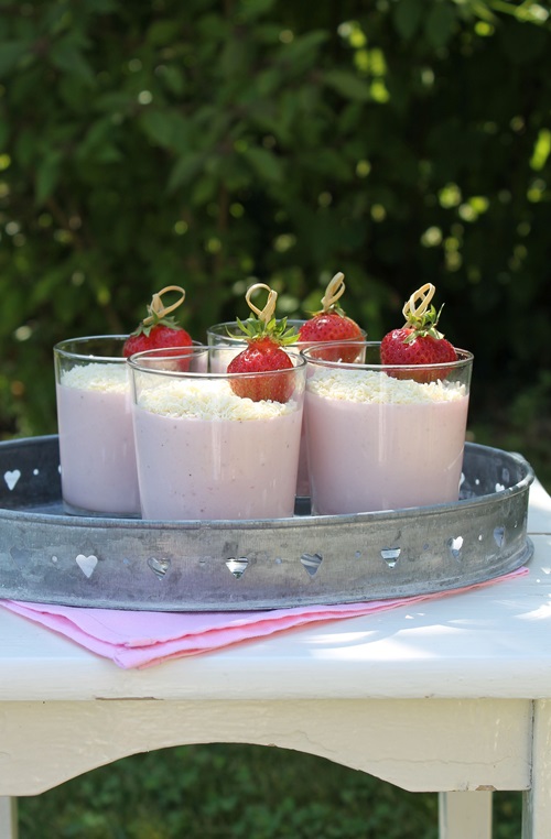 Buttermilch Erdbeer Nachspeise — Rezepte Suchen