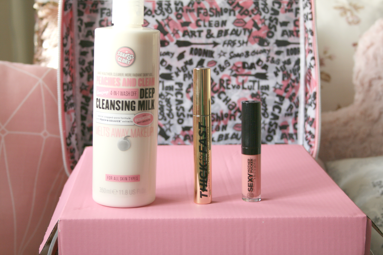 Soap and Glory The Whole She Bang