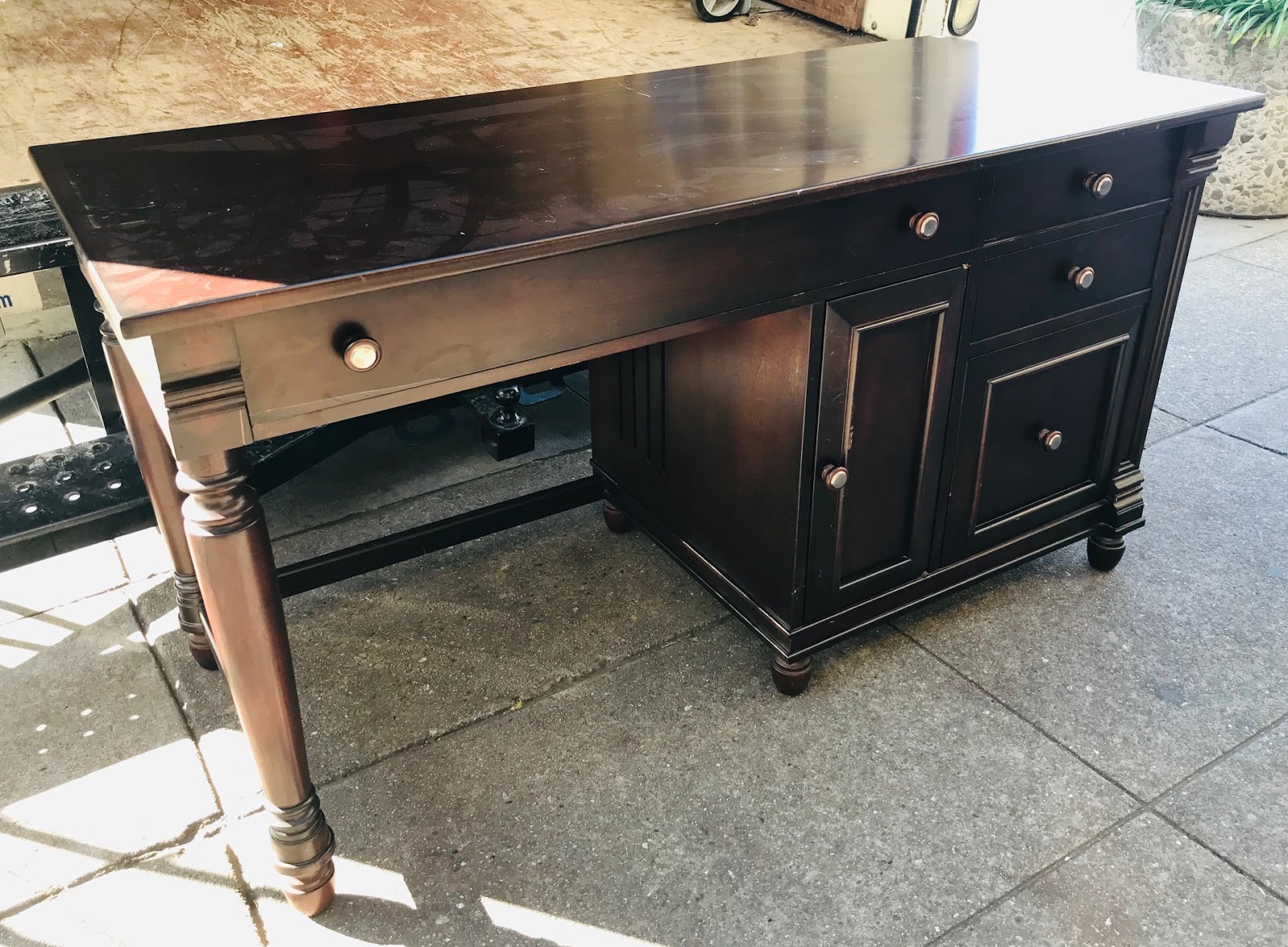 Uhuru Furniture Collectibles Sold 25789 Shenandoah Valley Dark