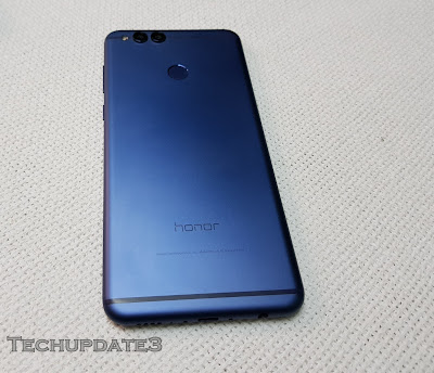 Honor 7X Unboxing & Photo Gallery