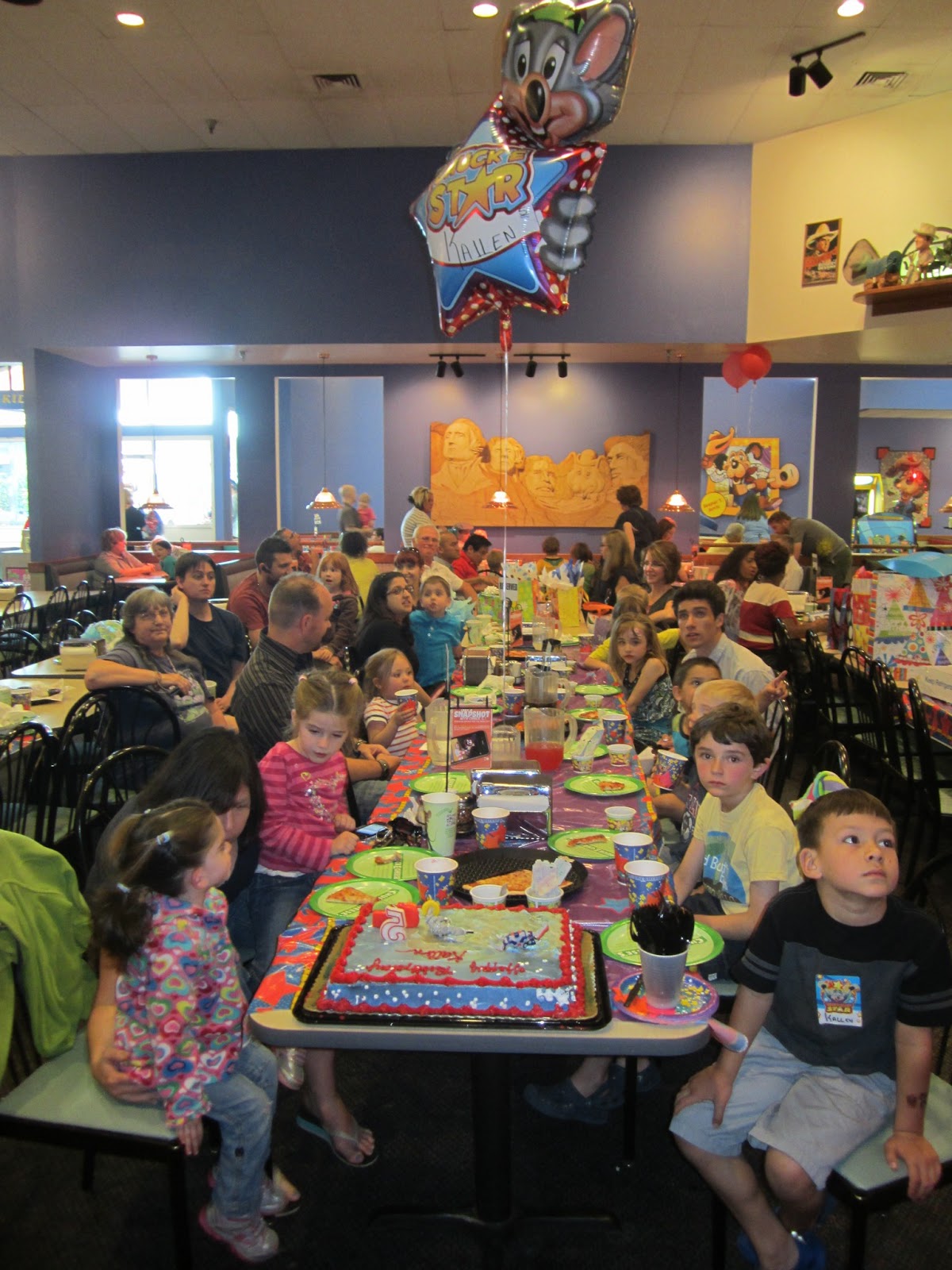 Chuck e cheese birthday party vrogue co