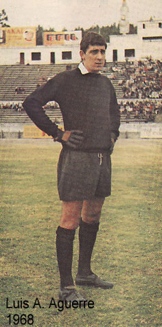 Grandes y pequeños jugadores del Celta de Vigo LUIS ALBERTO AGUERRE