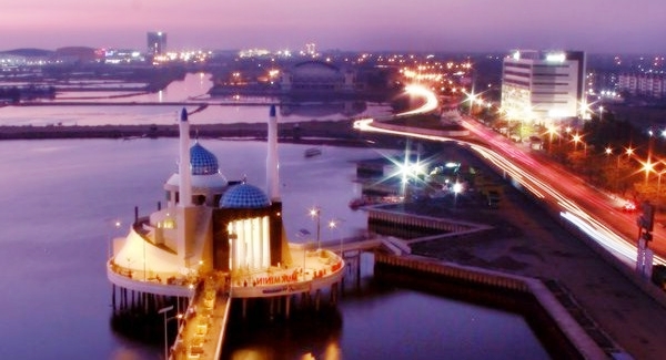 Masjid Amirul Mukminin Masjid Amirul Mukminin