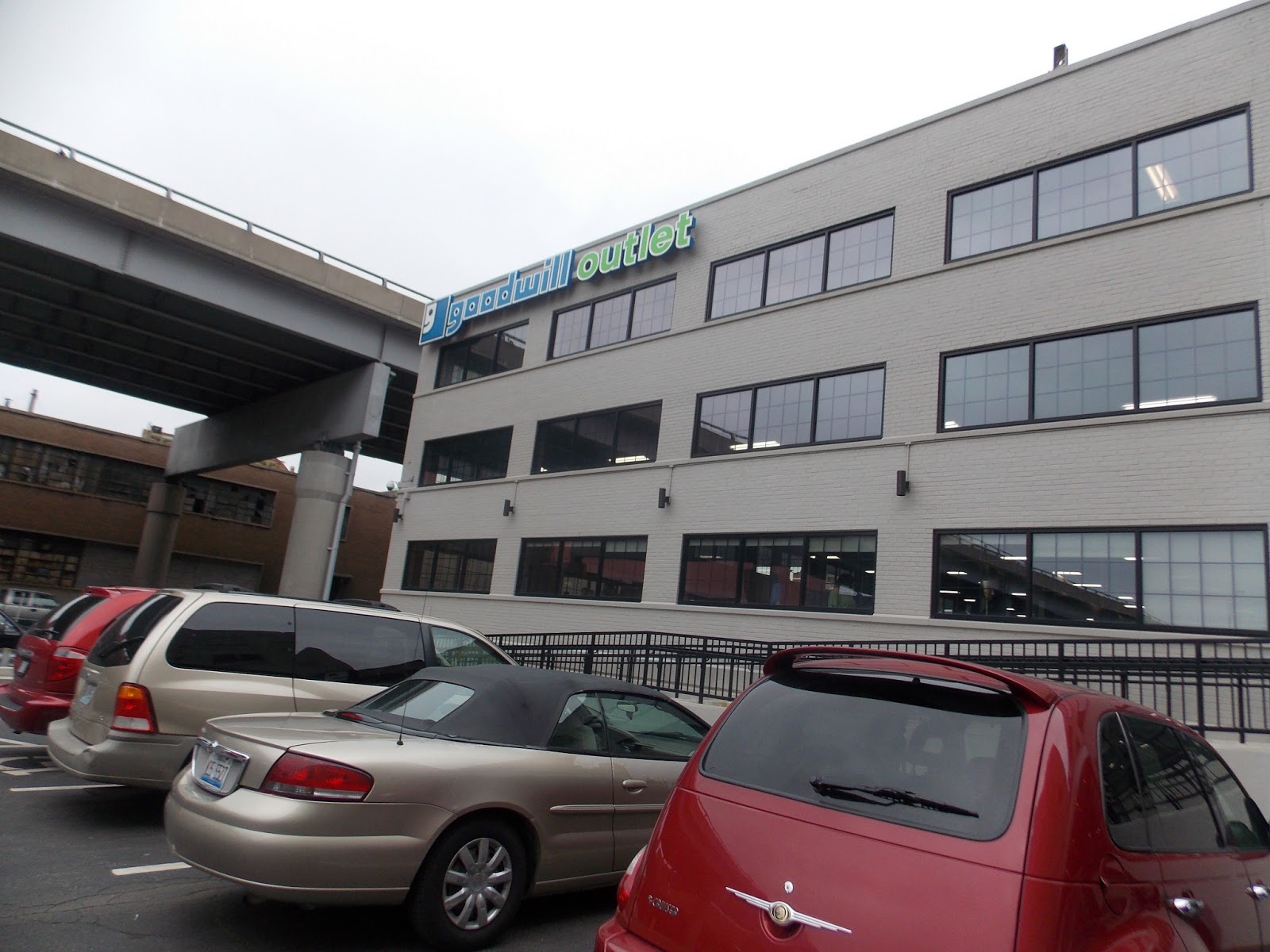 Nosidam Style St.Louis Goodwill Adventure/Review