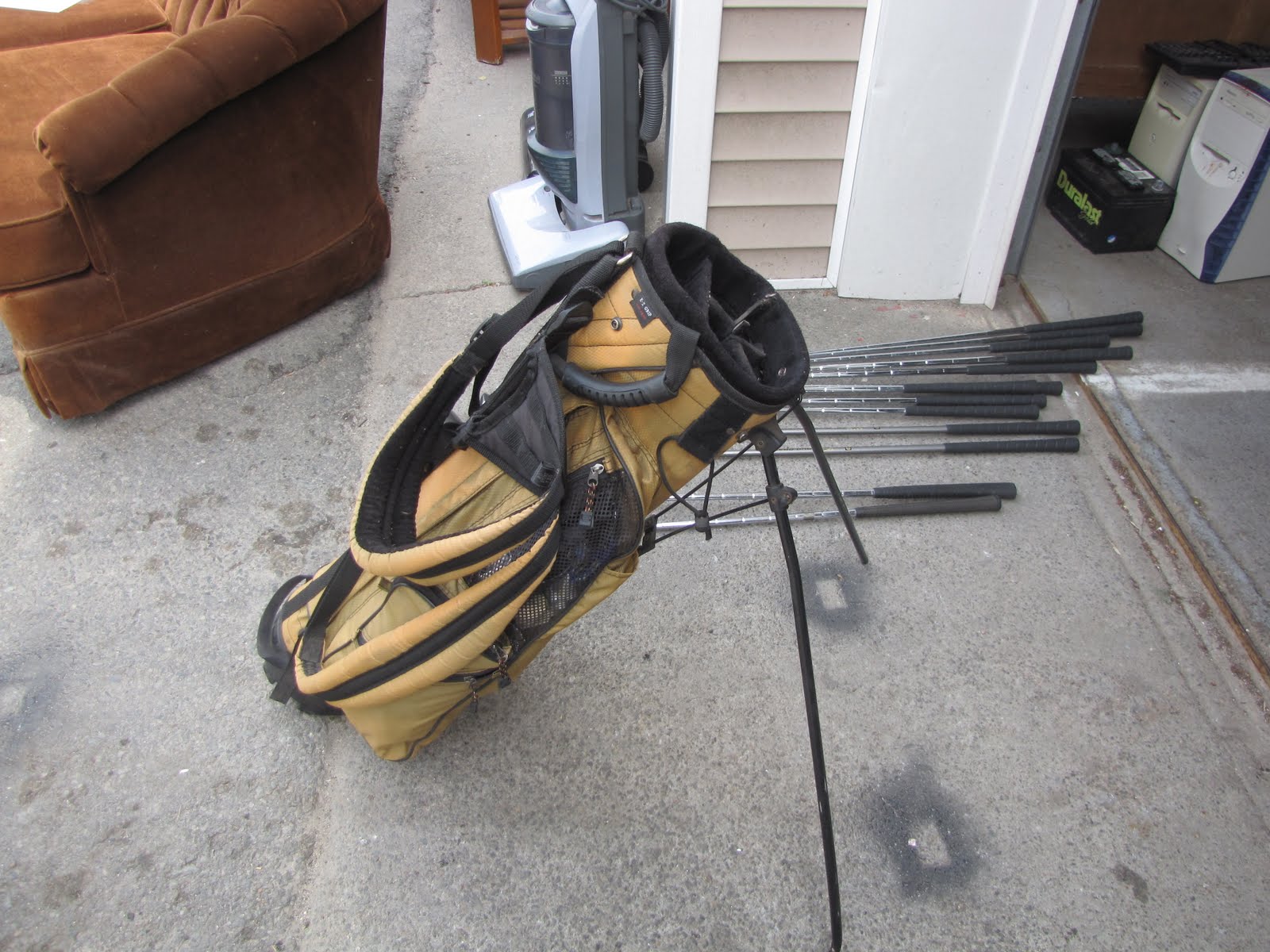 WSS Thrift Wilson Golf Cub Sets Starting at 75