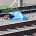 Les images crève-coeur d'un chien qui refusait d'abandonner le corps sans vie de son propriétaire