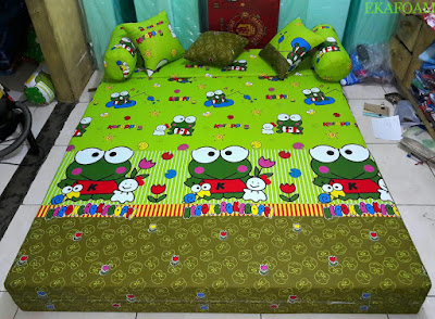 Sofa bed inoac motif keroppy lama posisi kasur Sofa bed inoac motif keroppy lama SAAT DIFUNGSIKAN SEBAGAI KASUR INOAC NORMAL