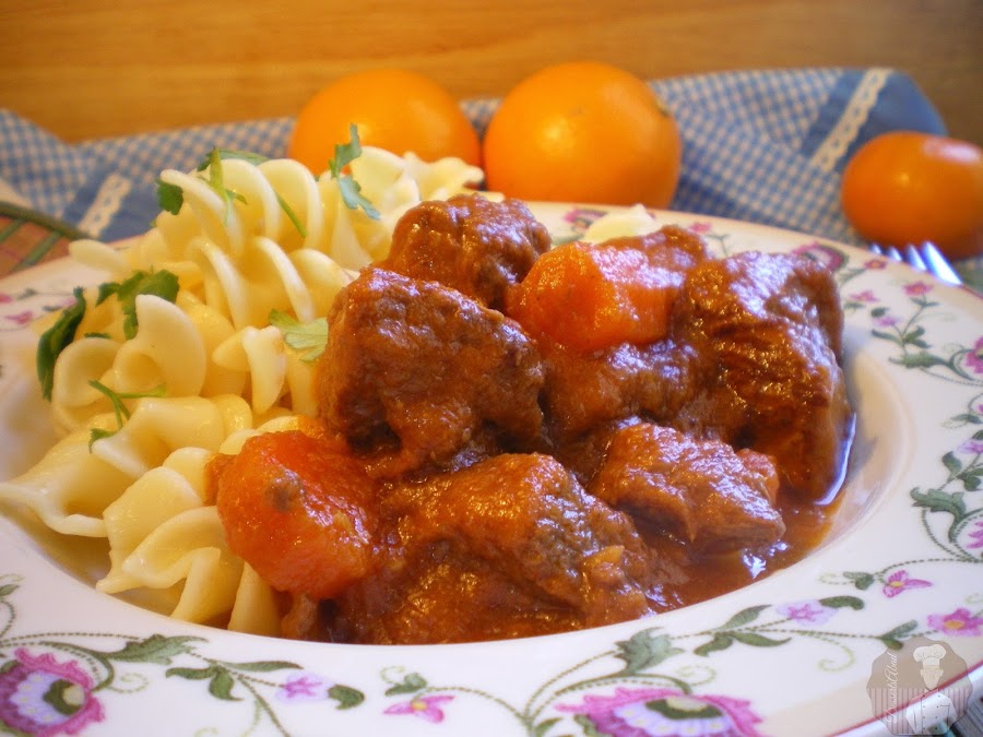 Estofado de ternera con pasta