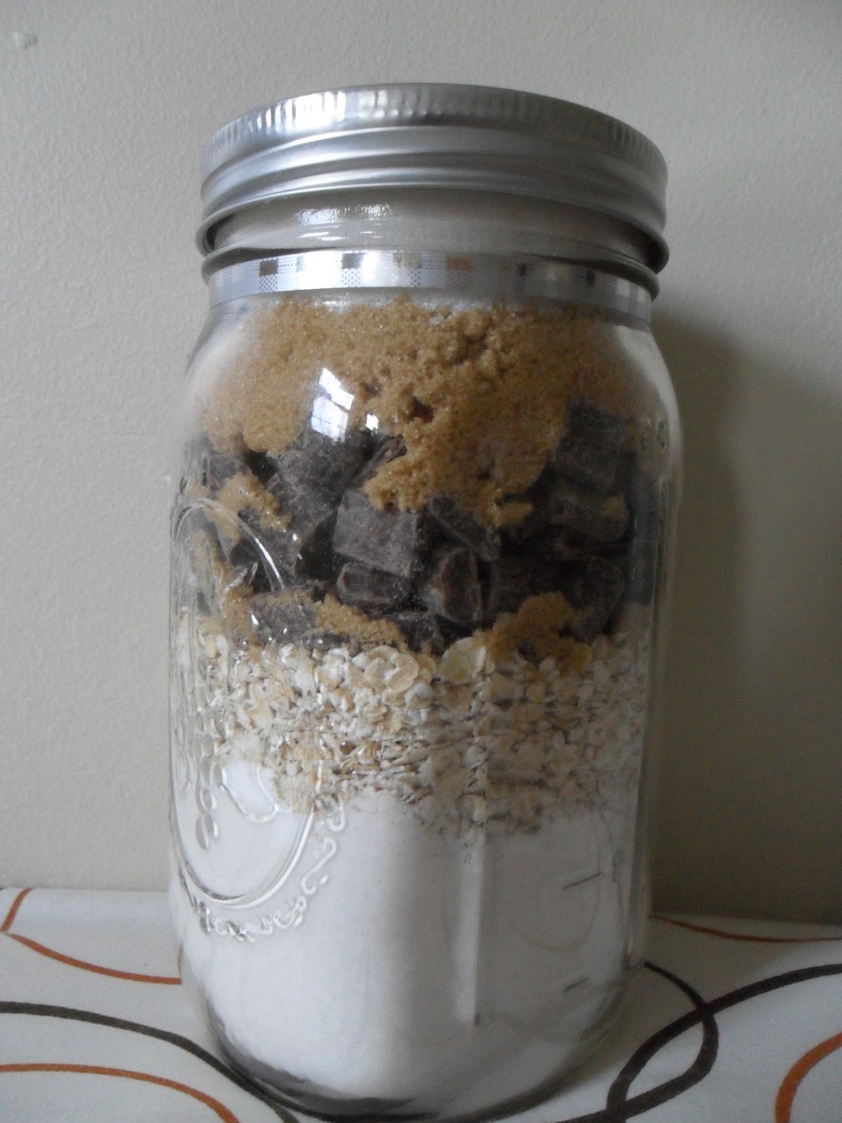 It's My Life: Oatmeal Chunk Cookies (in a jar!)