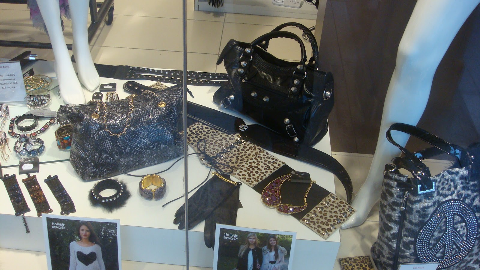 Lili Rose BOUTIQUE septembre 2012