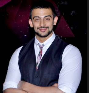 Arunoday Singh Family Wife Son Daughter Father Mother Marriage Photos Biography Profile