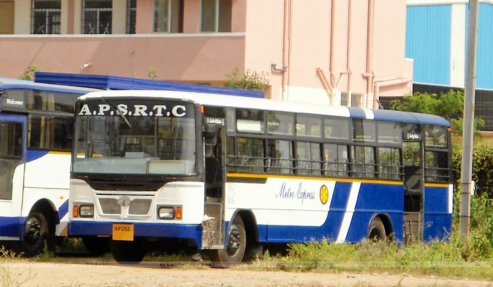LOVE of Z New METRO EXPRESS Buses
