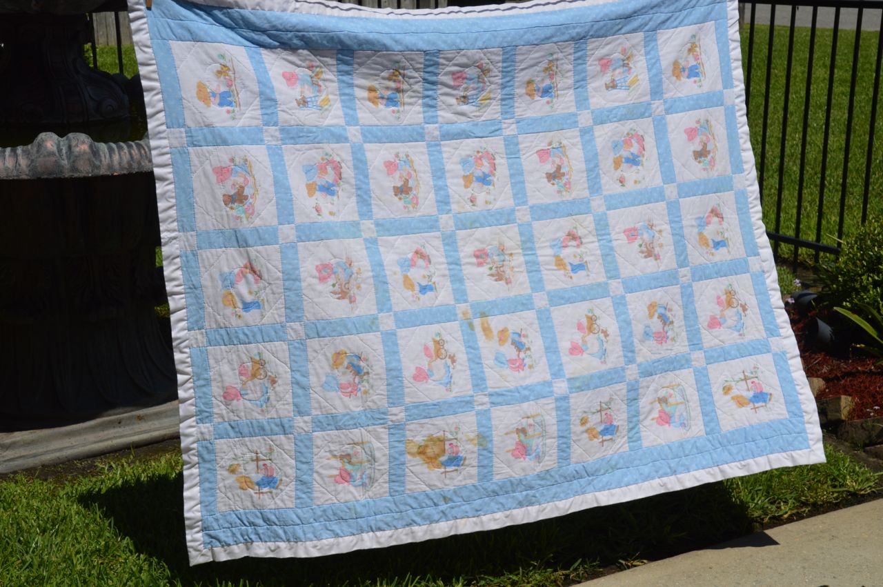 The Old Fashioned Baby Sewing Room My Neighbors Old Baby Quilts