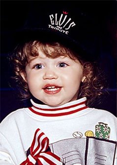 Jennifer Aniston: Miley Cyrus Childhood Photos