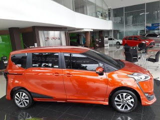 Toyota Sienta Cashback Kredit Toyota Sienta