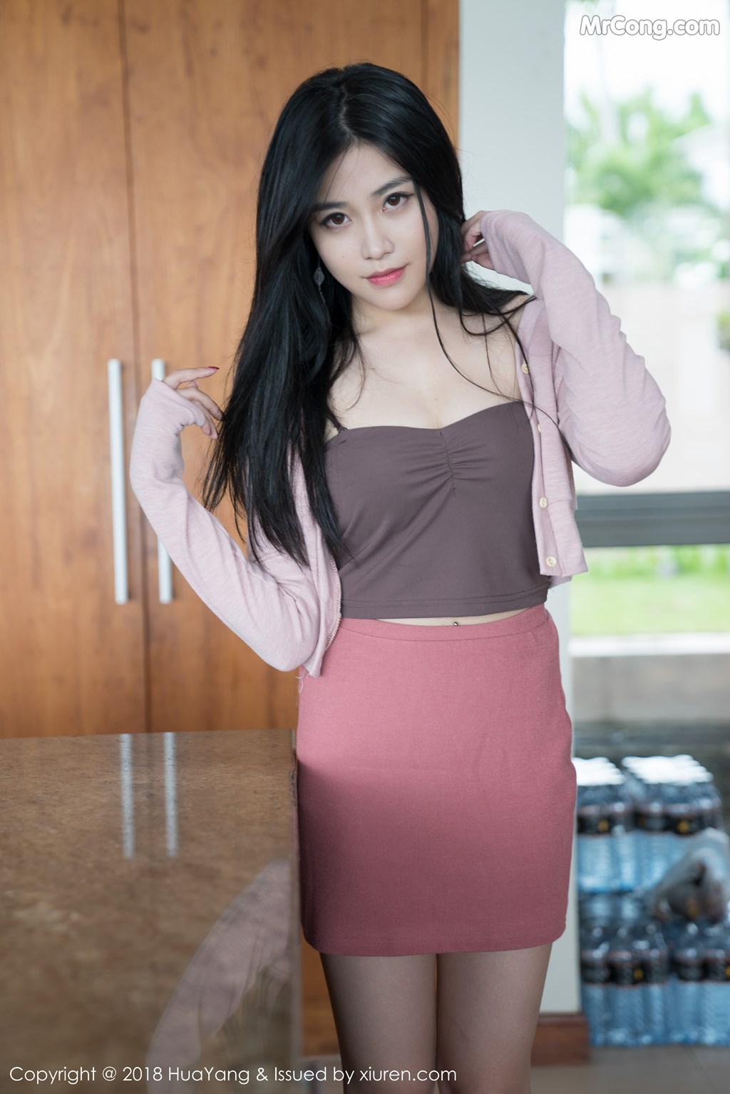 HuaYang 2018-02-07 Vol.029: Model Sabrina (许诺) (31 photos)
