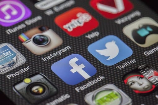 Cara Menghapus Riwayat Pencarian Facebook di PC dan Ponsel Cara Menghapus Riwayat Pencarian Facebook di PC dan Ponsel