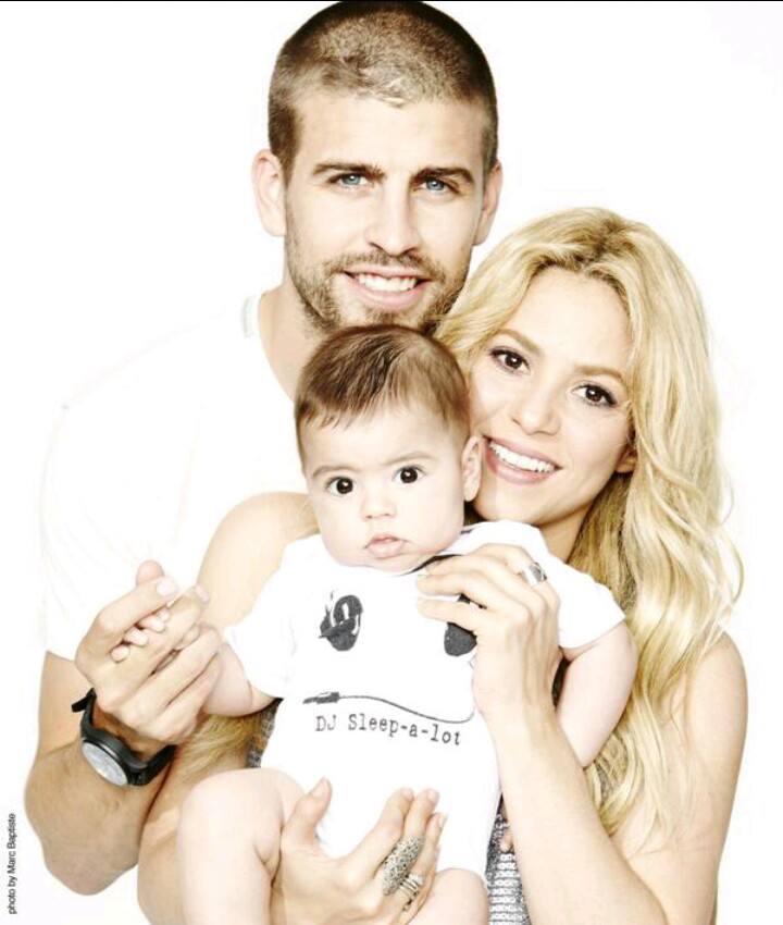 Shakira Rock!: Nueva foto de Shakira y su familia