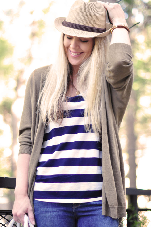 summer casual outfit, stripes, boat shoes