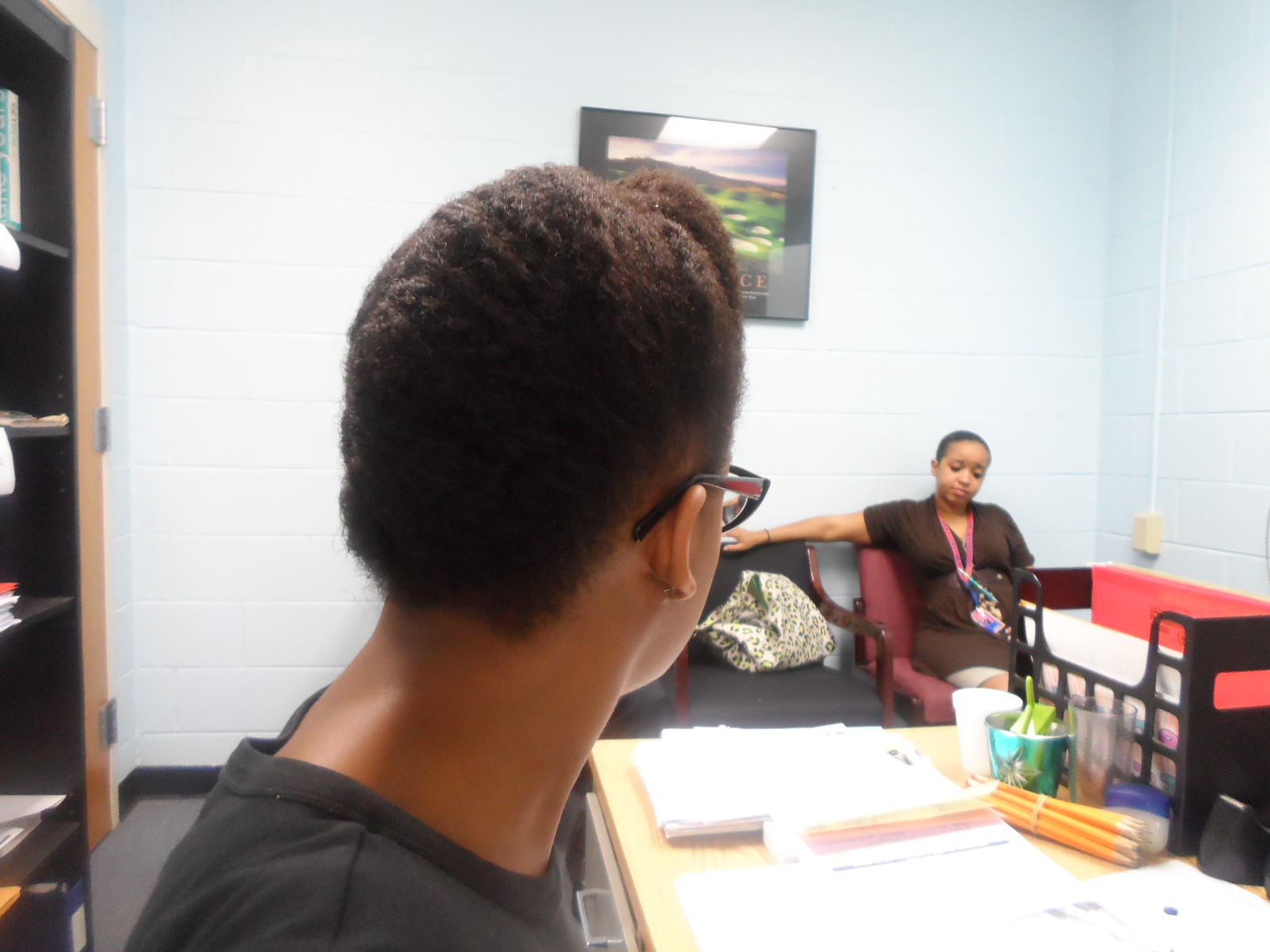 AfrodeshiakThe Kinky Life: Slightly Harder Roll Tuck Pin Hairstyle