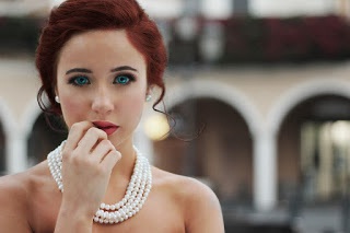 Guy Gets Girl - How Getting the Woman You Want is As Easy As Pie!