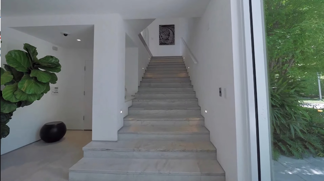 33 Interior Design Photos vs. 481 S Mashta Dr, Key Biscayne, FL Luxury Home Tour
