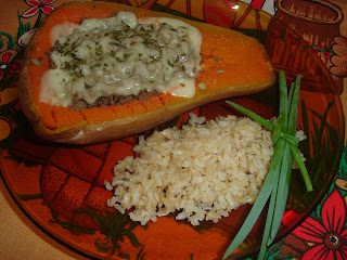 Receita de Arroz integral na panela de pressão e Abóbora recheada com carne moída. Receita de Arroz integral na panela de pressão e Abóbora recheada com carne moída.
