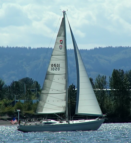 43 foot sailboat price