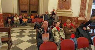 Tarjeta roja a Fabra: Encierro en la catedral