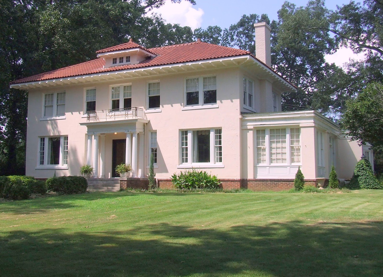 My Blue Cottage A Walk Down the Boulevard Anderson, SC